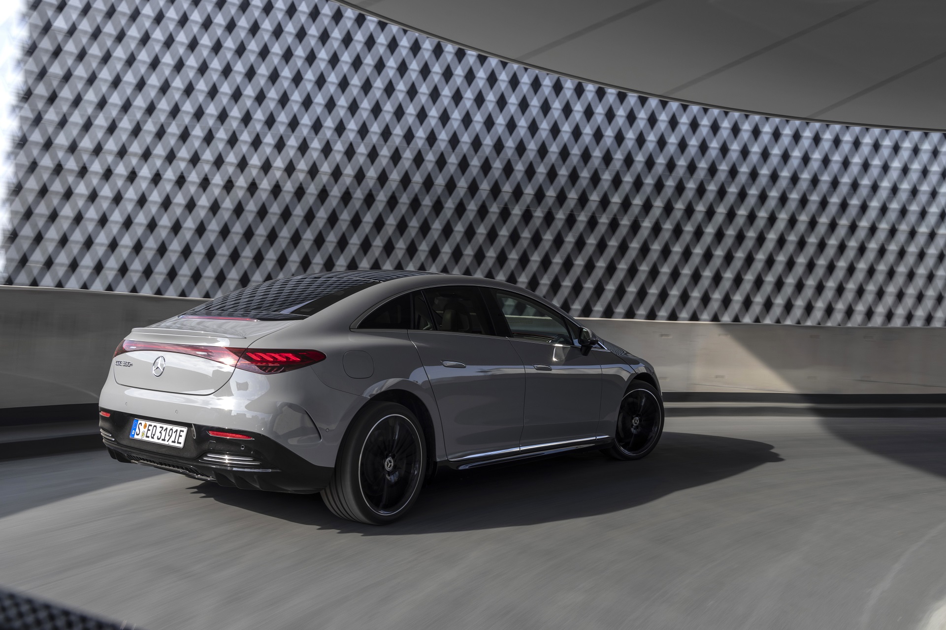 Download 2023 Mercedes-Benz EQE 350+ - Rear Three-Quarter HD Wallpaper 1921x1281 #5