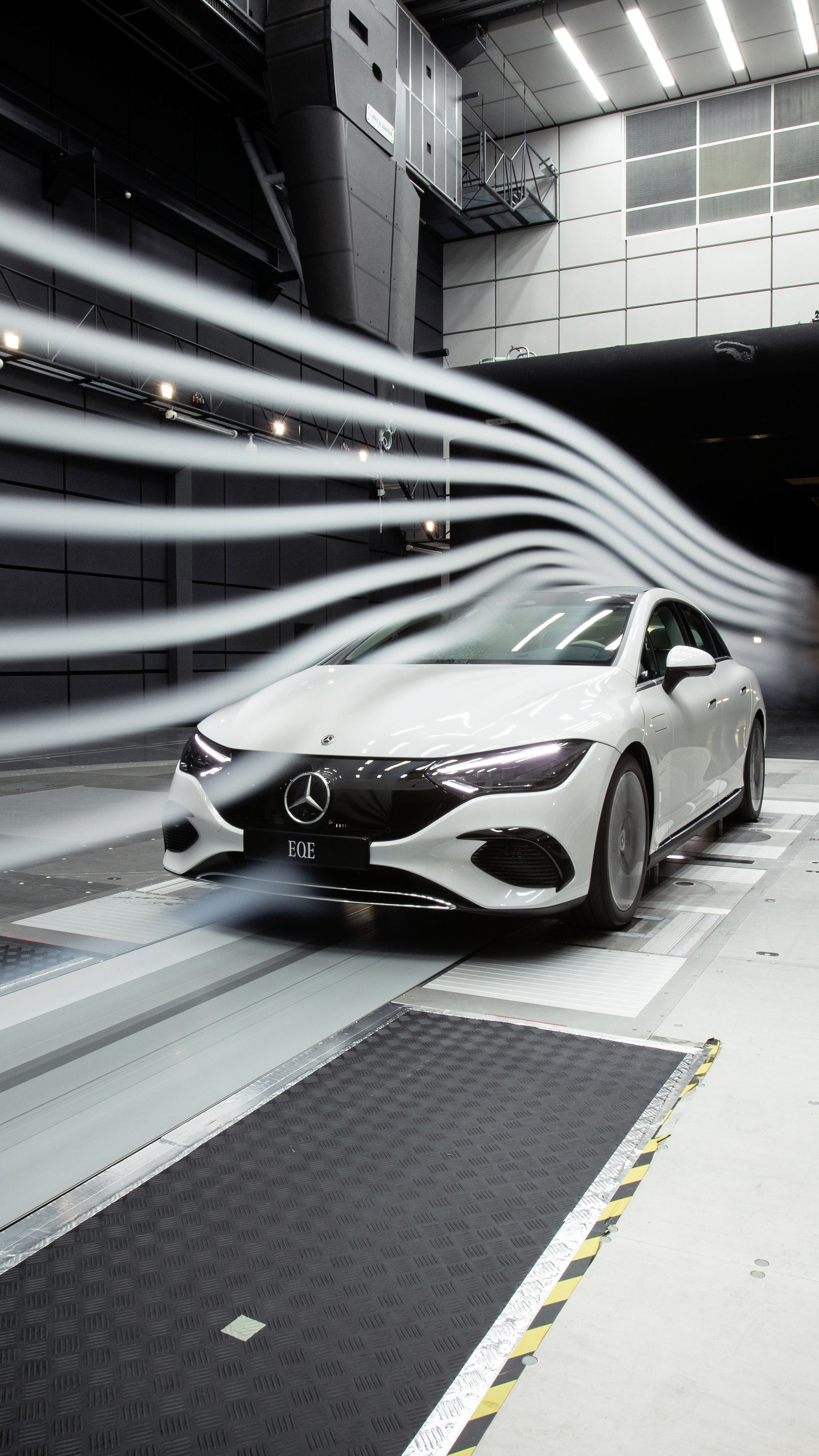 Download 2023 Mercedes-Benz EQE 500 4Matic - Aerodynamics HD Phone Wallpaper 1920x3413 #55