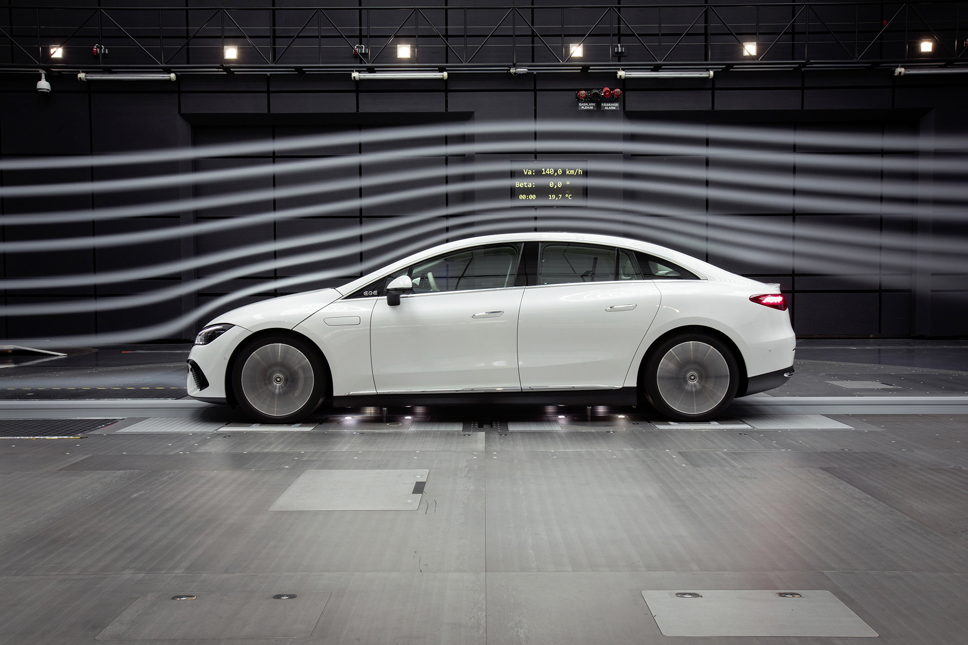 Download 2023 Mercedes-Benz EQE 500 4Matic - Aerodynamics HD Wallpaper 1920x1280 #50