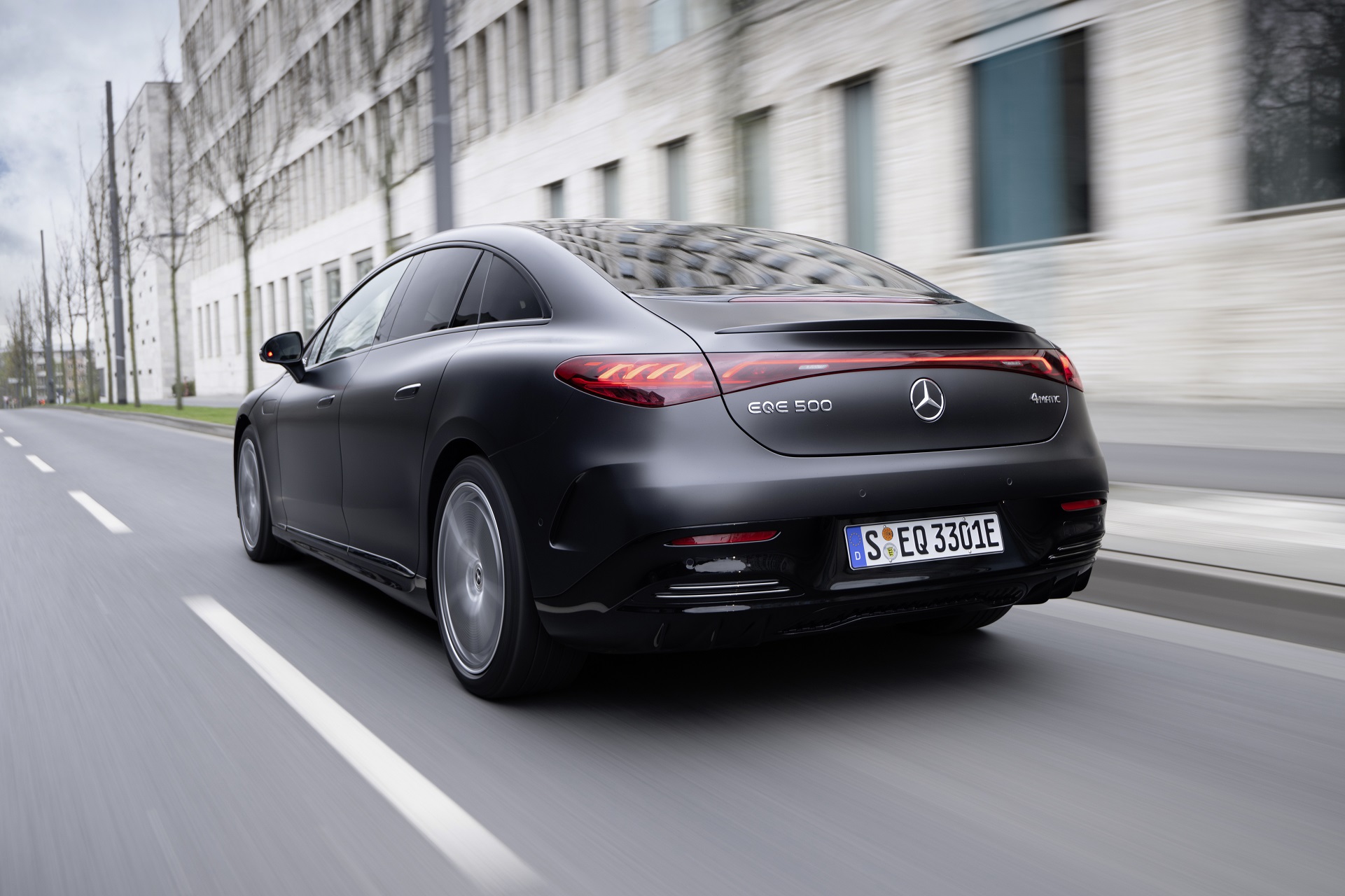 Download 2023 Mercedes-Benz EQE 500 4Matic - Rear HD Wallpaper 1921x1280 #19