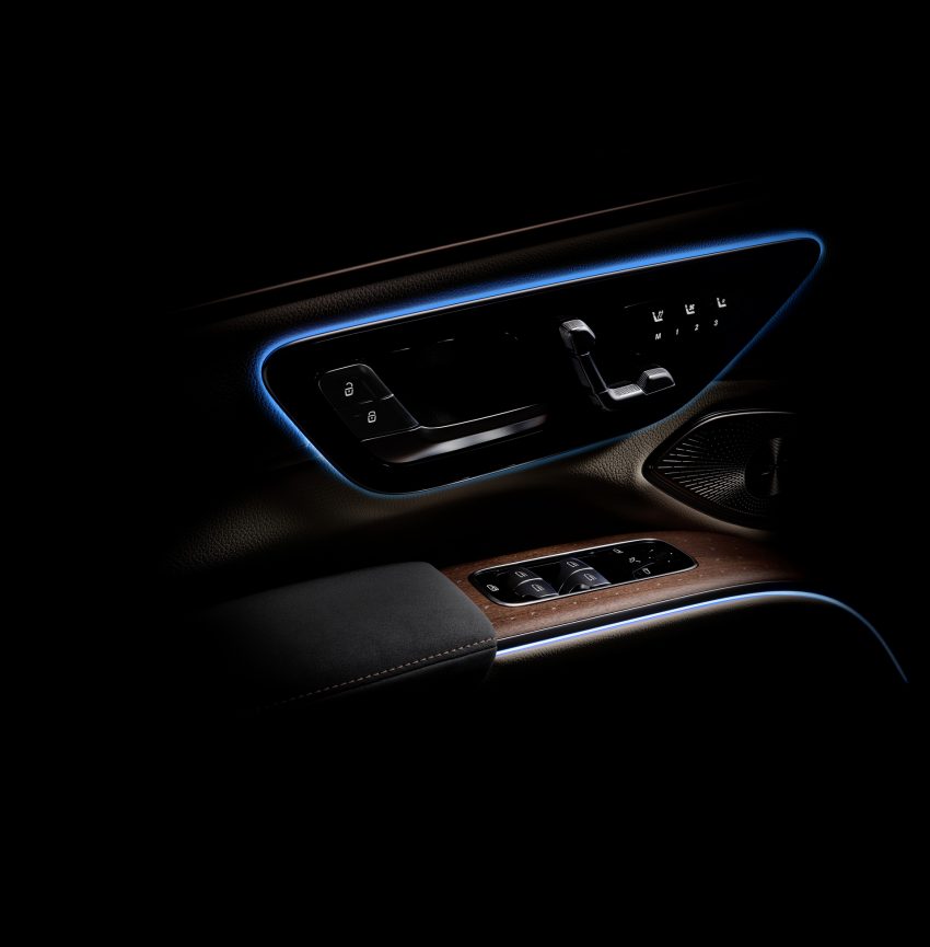 2023 Mercedes-Benz EQS SUV - Ambient Lighting Phone Wallpaper 850x865 #86