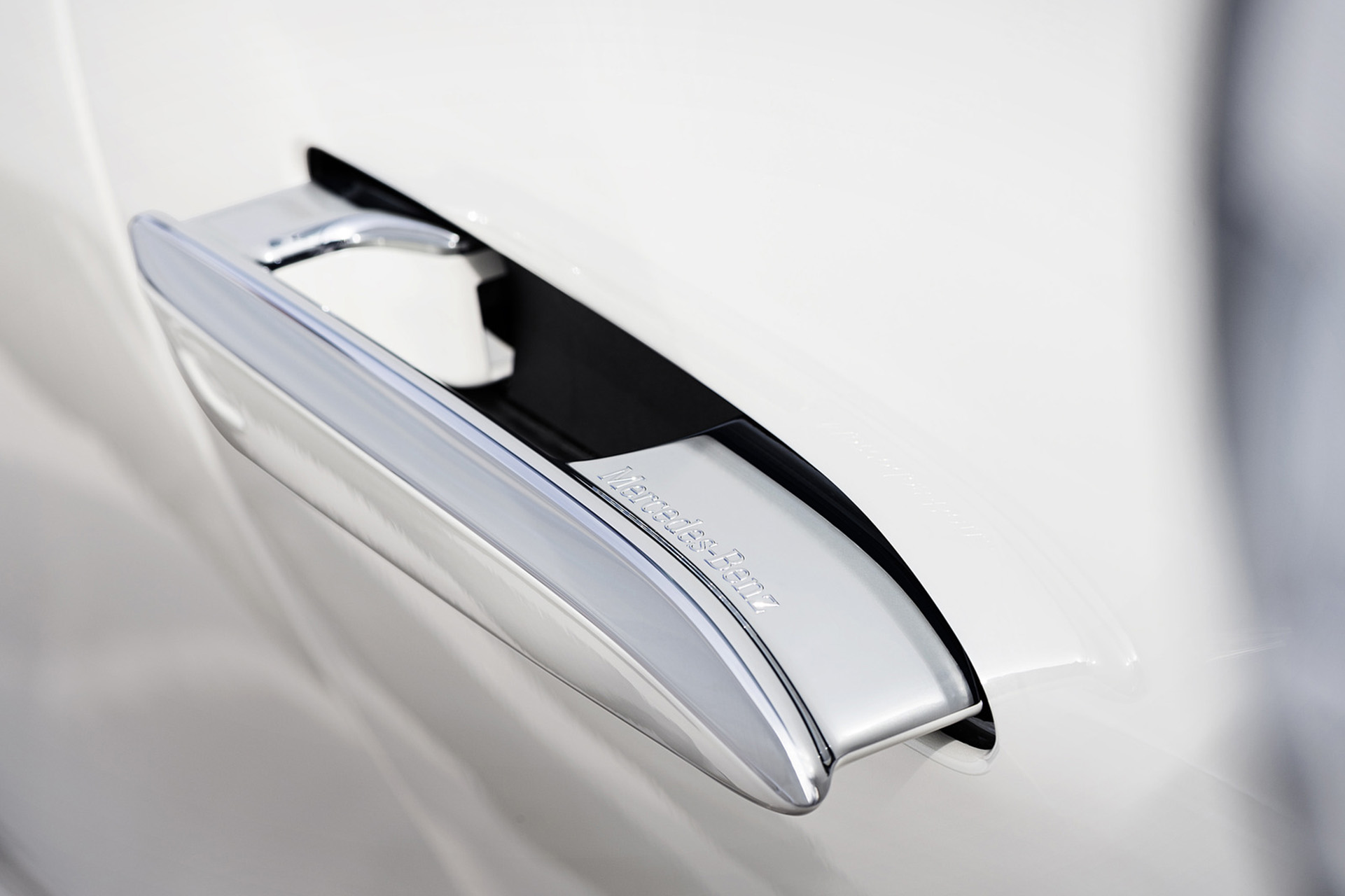 Download 2023 Mercedes-Benz EQS SUV - Detail HD Wallpaper 1921x1280 #48