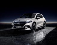 2023 Mercedes-Benz EQS SUV - Front Three-Quarter Wallpaper 190x150