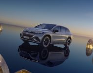 2023 Mercedes-Benz EQS SUV - Front Three-Quarter Wallpaper 190x150