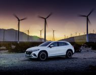 2023 Mercedes-Benz EQS SUV - Front Three-Quarter Wallpaper 190x150