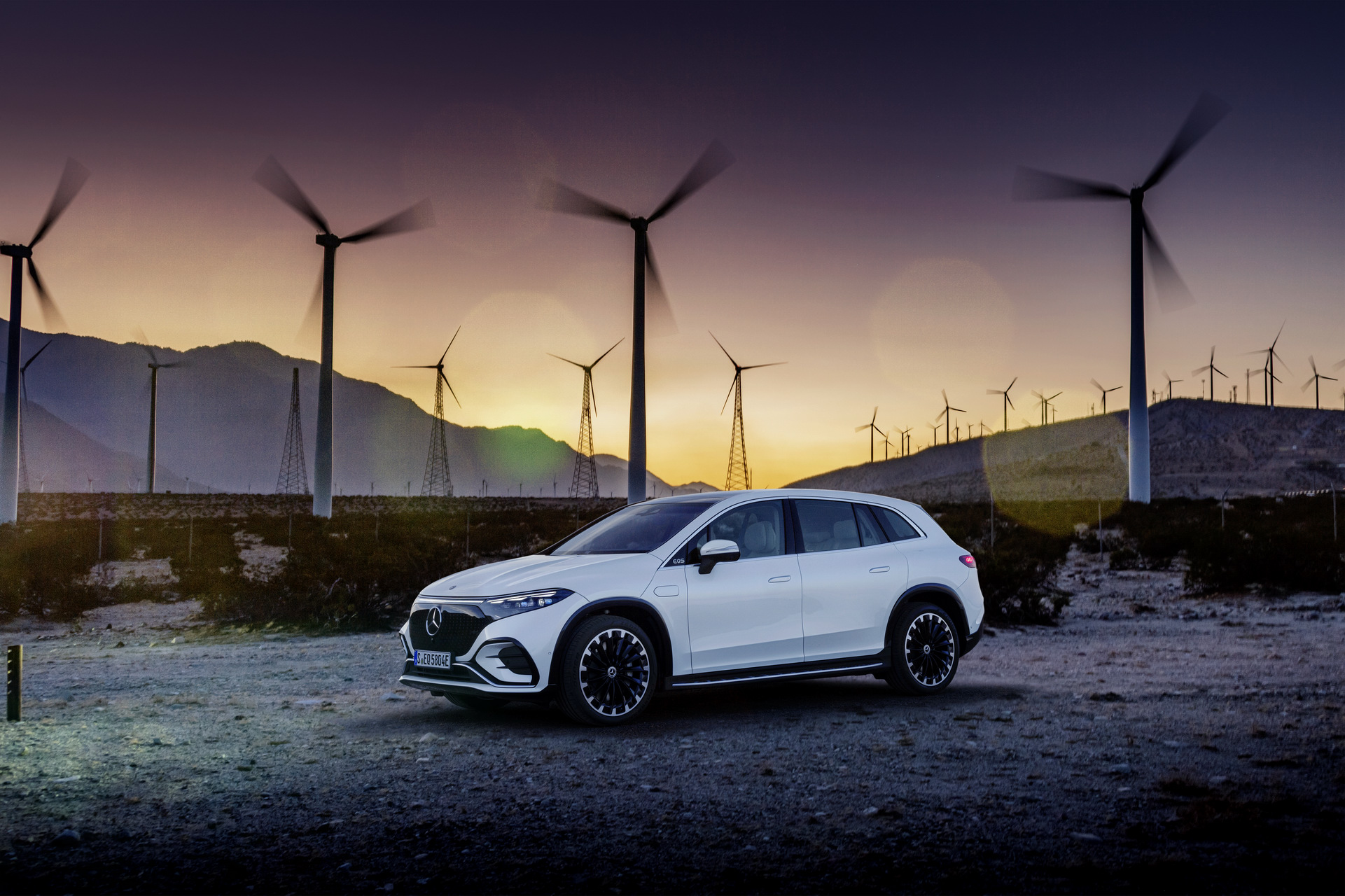 Мерседес EQS SUV 2023