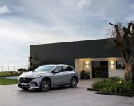 2023 Mercedes-Benz EQS SUV - Front Three-Quarter Wallpaper 190x150