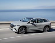 2023 Mercedes-Benz EQS SUV - Front Three-Quarter Wallpaper 190x150