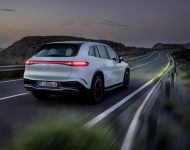 2023 Mercedes-Benz EQS SUV - Rear Three-Quarter Wallpaper 190x150