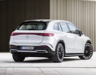 2023 Mercedes-Benz EQS SUV - Rear Three-Quarter Wallpaper 190x150