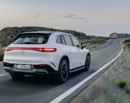 2023 Mercedes-Benz EQS SUV - Rear Three-Quarter Wallpaper 190x150