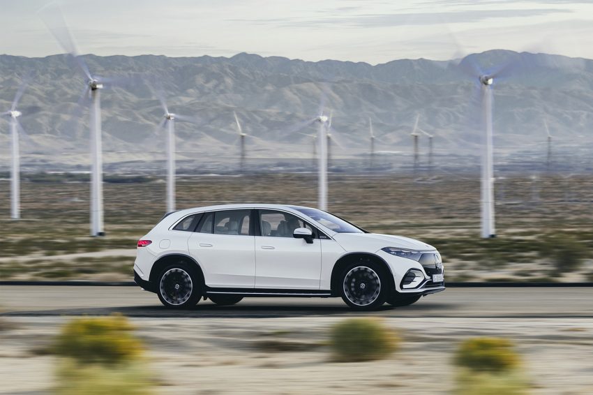 2023 Mercedes-Benz EQS SUV - Side Wallpaper 850x566 #11