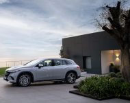 2023 Mercedes-Benz EQS SUV - Side Wallpaper 190x150