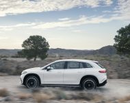 2023 Mercedes-Benz EQS SUV - Side Wallpaper 190x150