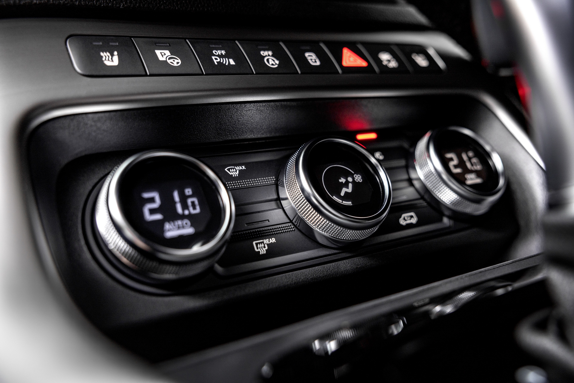Download 2023 Mercedes-Benz T180 - Interior, Detail HD Wallpaper 1921x1281 #25