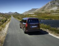 2023 Mercedes-Benz T180 - Rear Three-Quarter Wallpaper 190x150