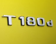 2023 Mercedes-Benz T180d - Badge Wallpaper 190x150