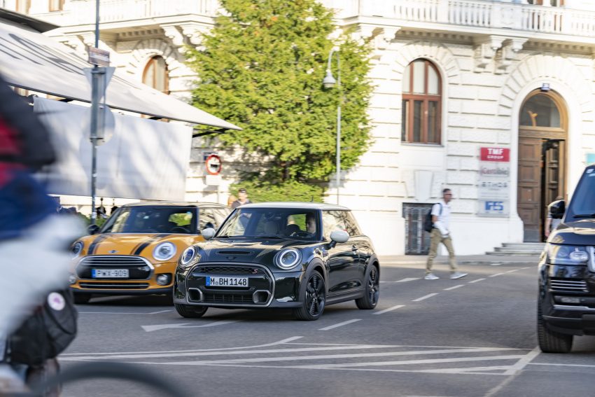 2023 Mini Cooper S Resolute Edition - Front Wallpaper 850x567 #27