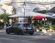 2023 Mini Cooper S Resolute Edition - Rear Three-Quarter Wallpaper 190x150