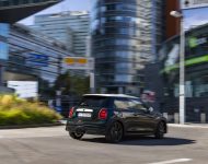 2023 Mini Cooper S Resolute Edition - Rear Three-Quarter Wallpaper 190x150