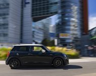 2023 Mini Cooper S Resolute Edition - Side Wallpaper 190x150
