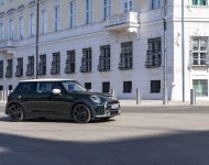 2023 Mini Cooper S Resolute Edition - Side Wallpaper 190x150