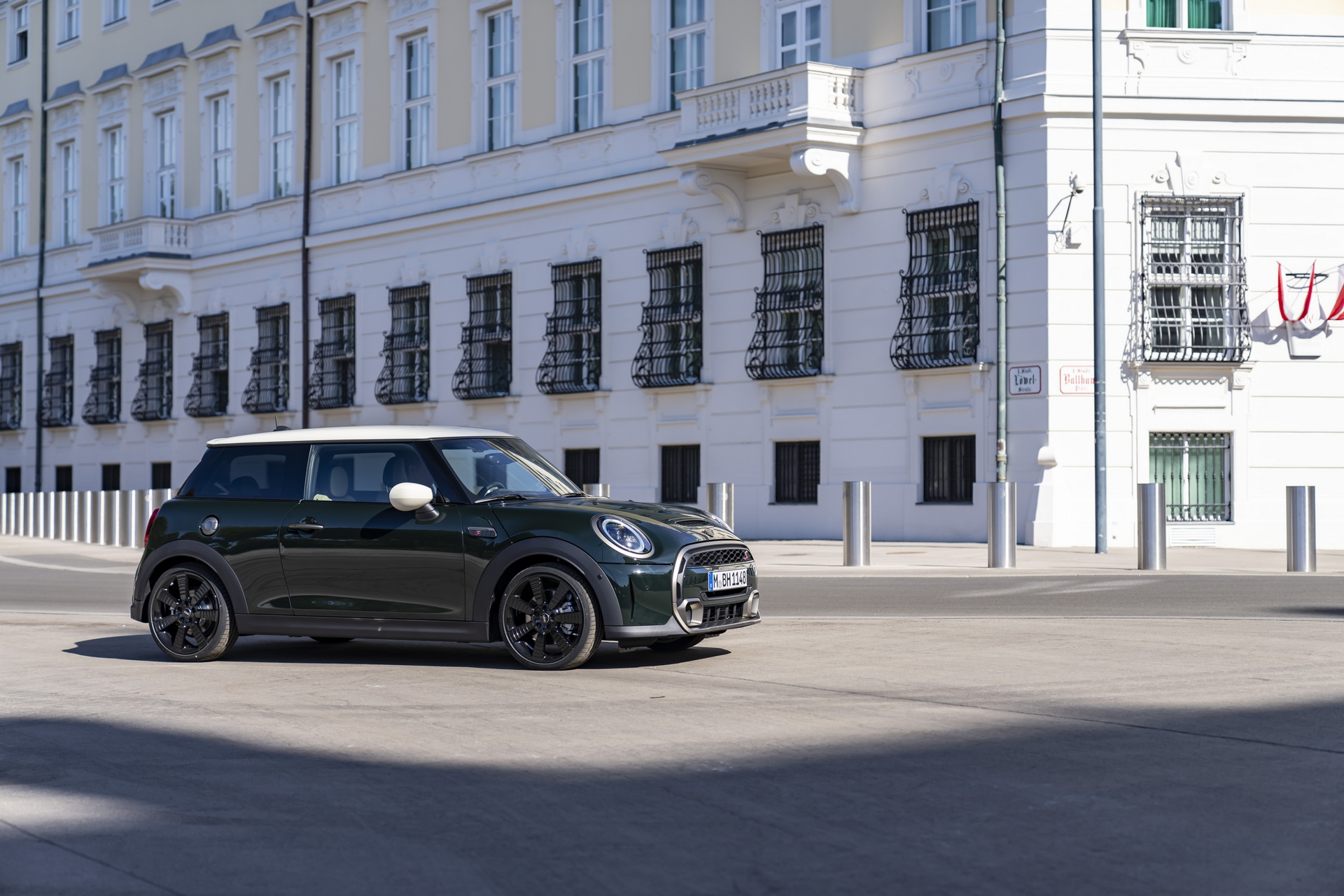 Download 2023 Mini Cooper S Resolute Edition - Side HD Wallpaper 1920x1280 #3