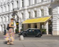 2023 Mini Cooper S Resolute Edition - Side Wallpaper 190x150