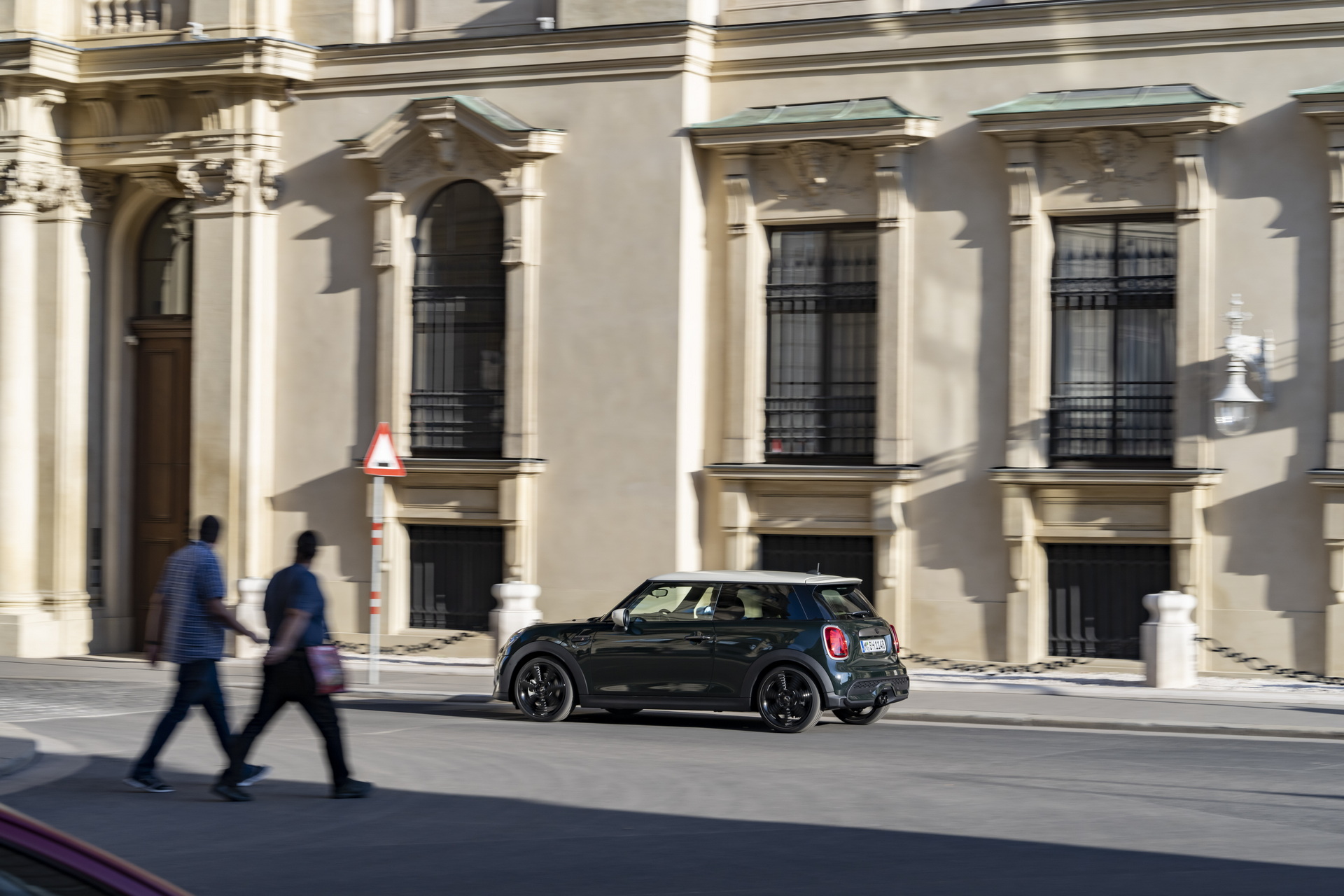 Download 2023 Mini Cooper S Resolute Edition - Side HD Wallpaper 1920x1280 #33