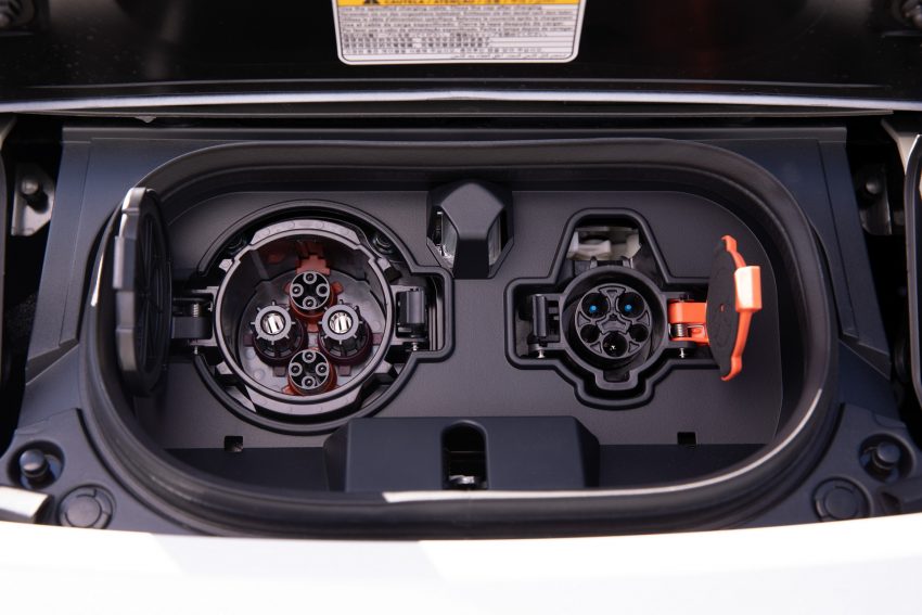 2023 Nissan Leaf - US version - Charging Connector Wallpaper 850x567 #18