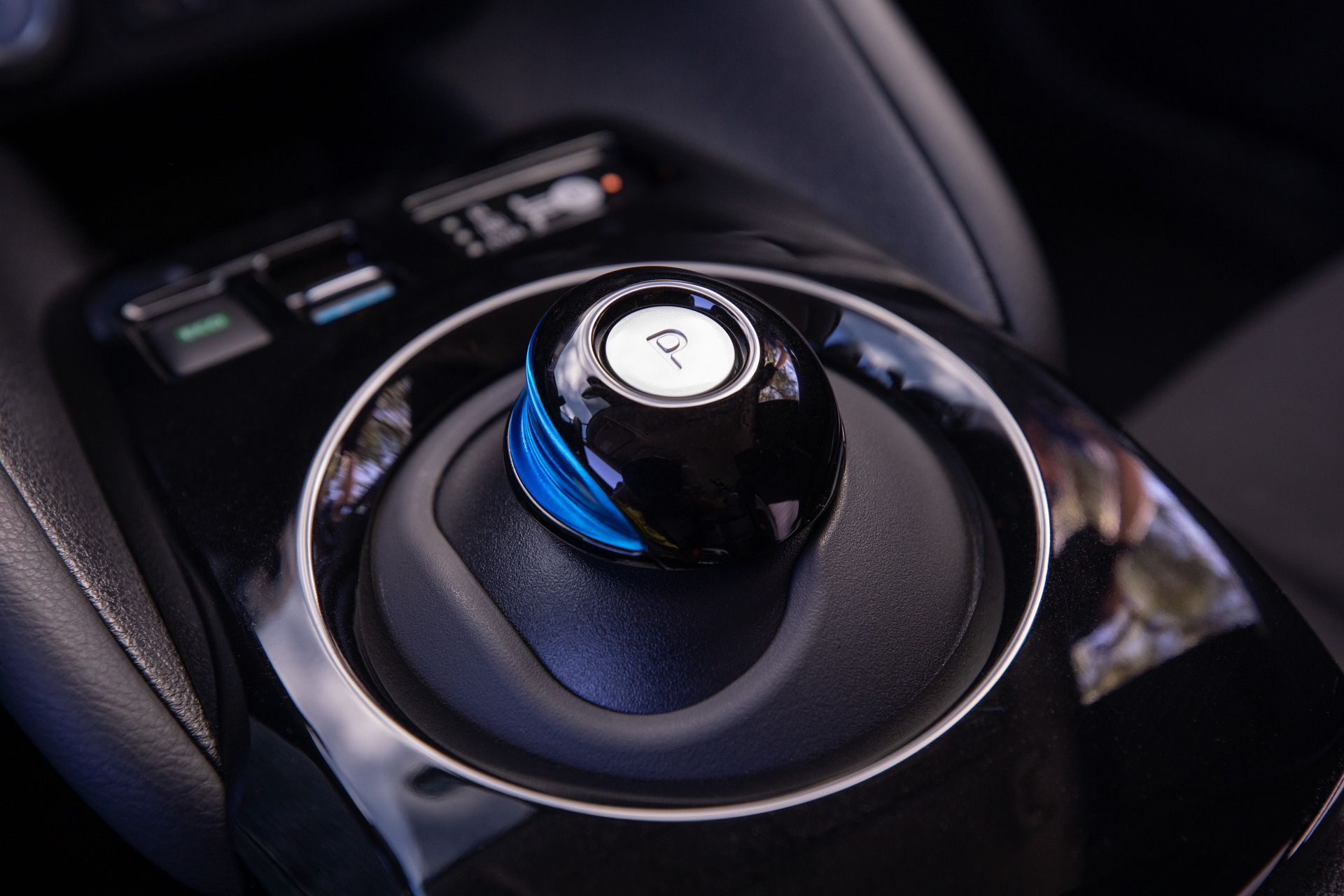 Download 2023 Nissan Leaf - US version - Interior, Detail HD Wallpaper 1920x1280 #30