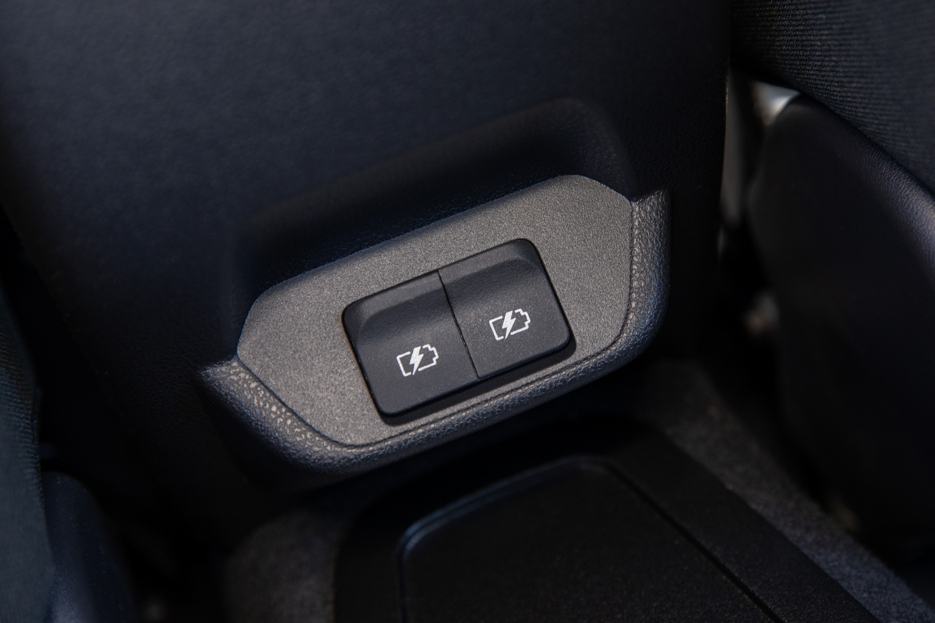 Download 2023 Nissan Leaf - US version - Interior, Detail HD Wallpaper 1920x1280 #32