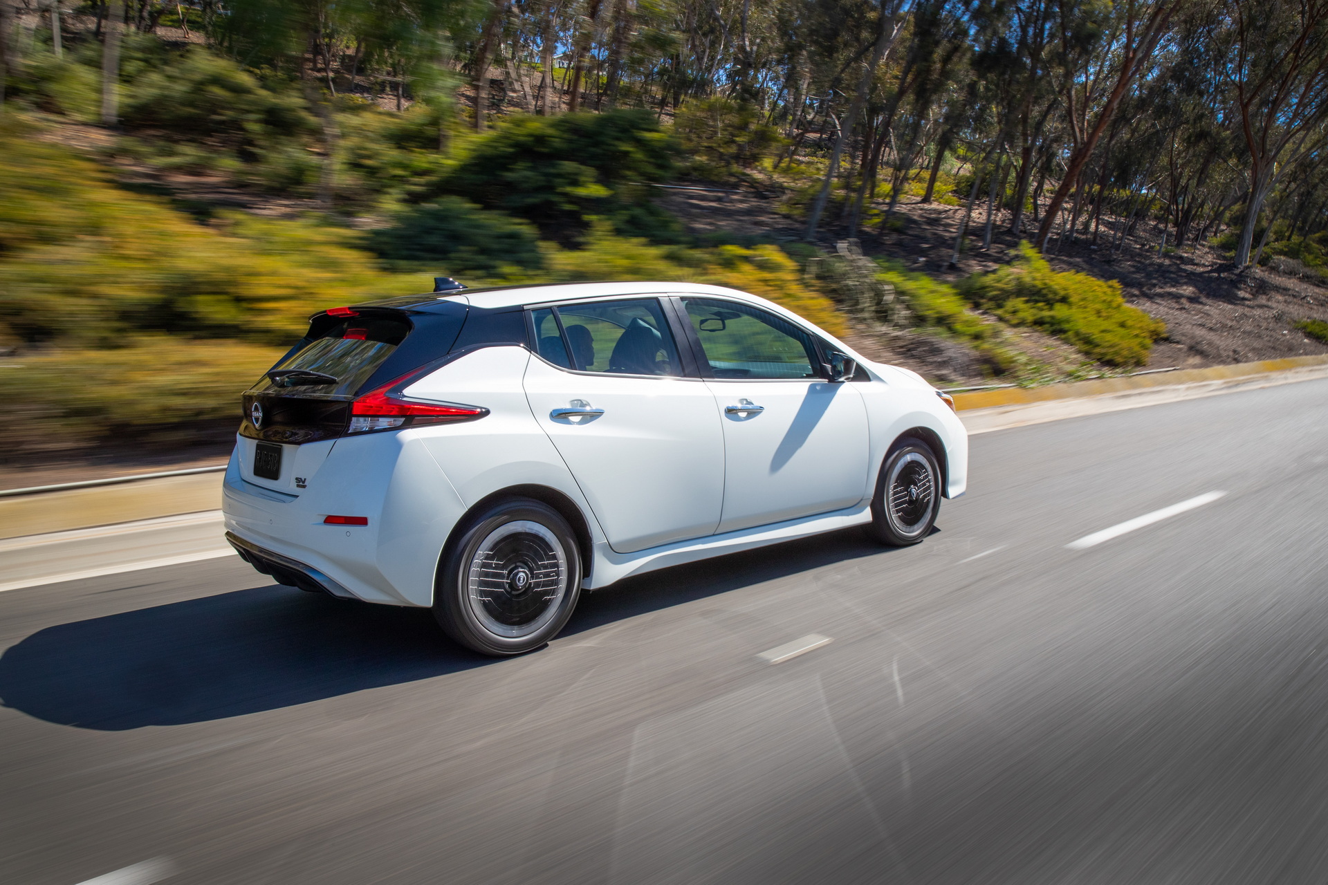 Download 2023 Nissan Leaf - US version - Rear Three-Quarter HD Wallpaper 1920x1280 #9