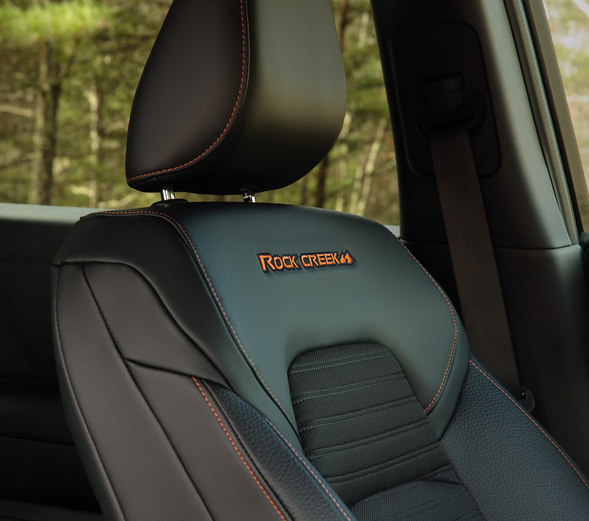 Download 2023 Nissan Pathfinder Rock Creek - Interior, Front Seats HD Wallpaper 1920x1699 #25