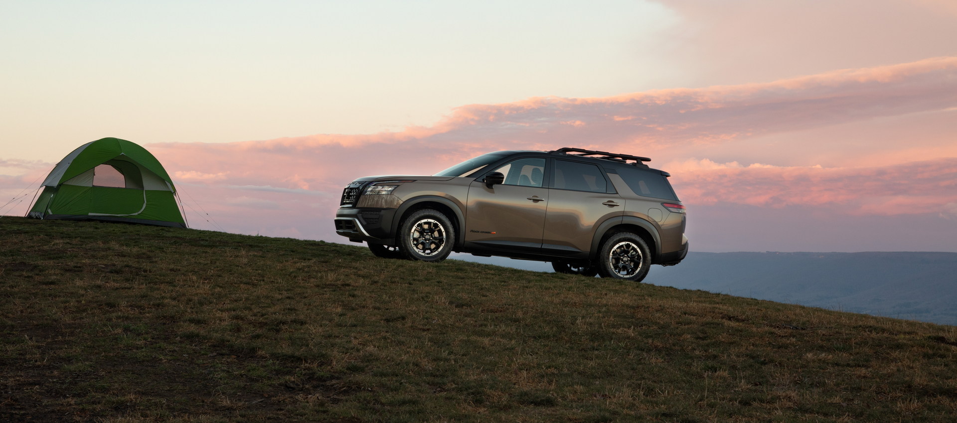 Download 2023 Nissan Pathfinder Rock Creek - Side HD Wallpaper 1920x850 #14