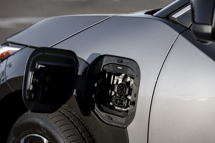 2023 Toyota bZ4X Limited AWD - Charging Connector Wallpaper 850x567 #165