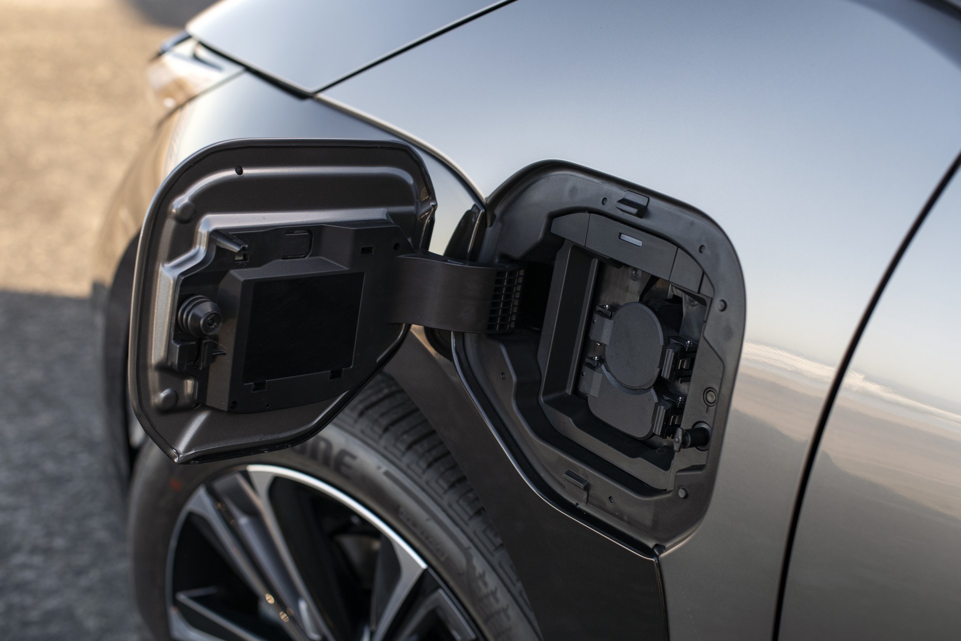 Download 2023 Toyota bZ4X Limited AWD - Charging Connector HD Wallpaper 1920x1280 #168