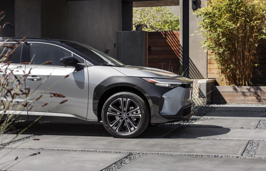 2023 Toyota bZ4X Limited AWD - Detail Wallpaper 850x547 #132