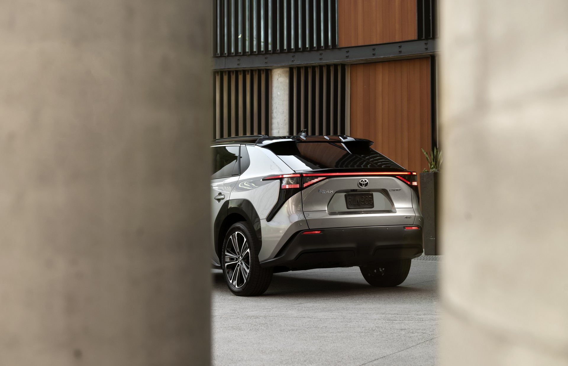 Download 2023 Toyota bZ4X Limited AWD - Detail HD Wallpaper 1920x1238 #121