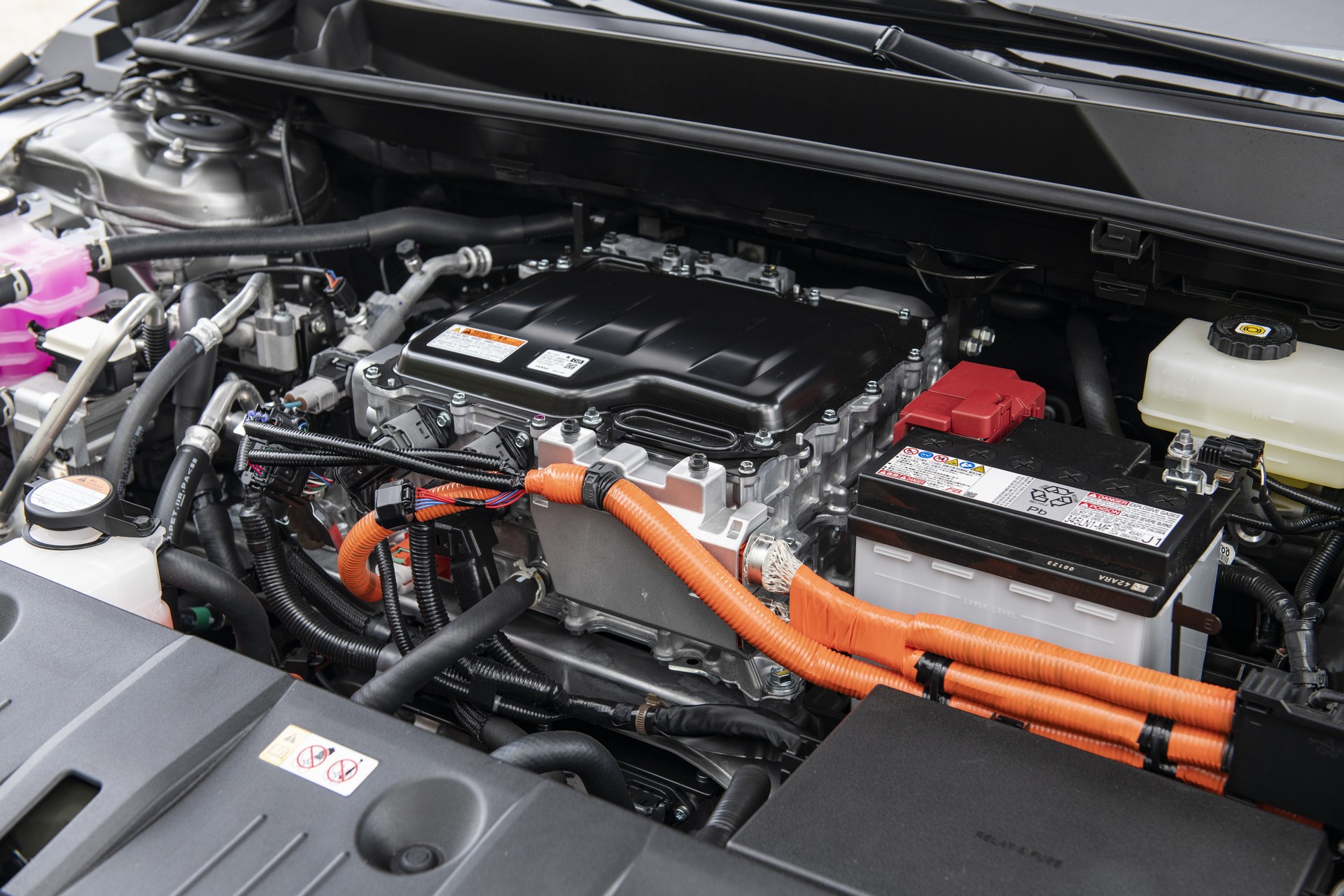 Download 2023 Toyota bZ4X Limited AWD - Engine HD Wallpaper 1920x1280 #180