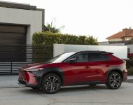 2023 Toyota bZ4X Limited AWD - Front Three-Quarter Wallpaper 190x150