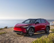 2023 Toyota bZ4X Limited AWD - Front Three-Quarter Wallpaper 190x150