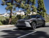 2023 Toyota bZ4X Limited AWD - Front Three-Quarter Wallpaper 190x150