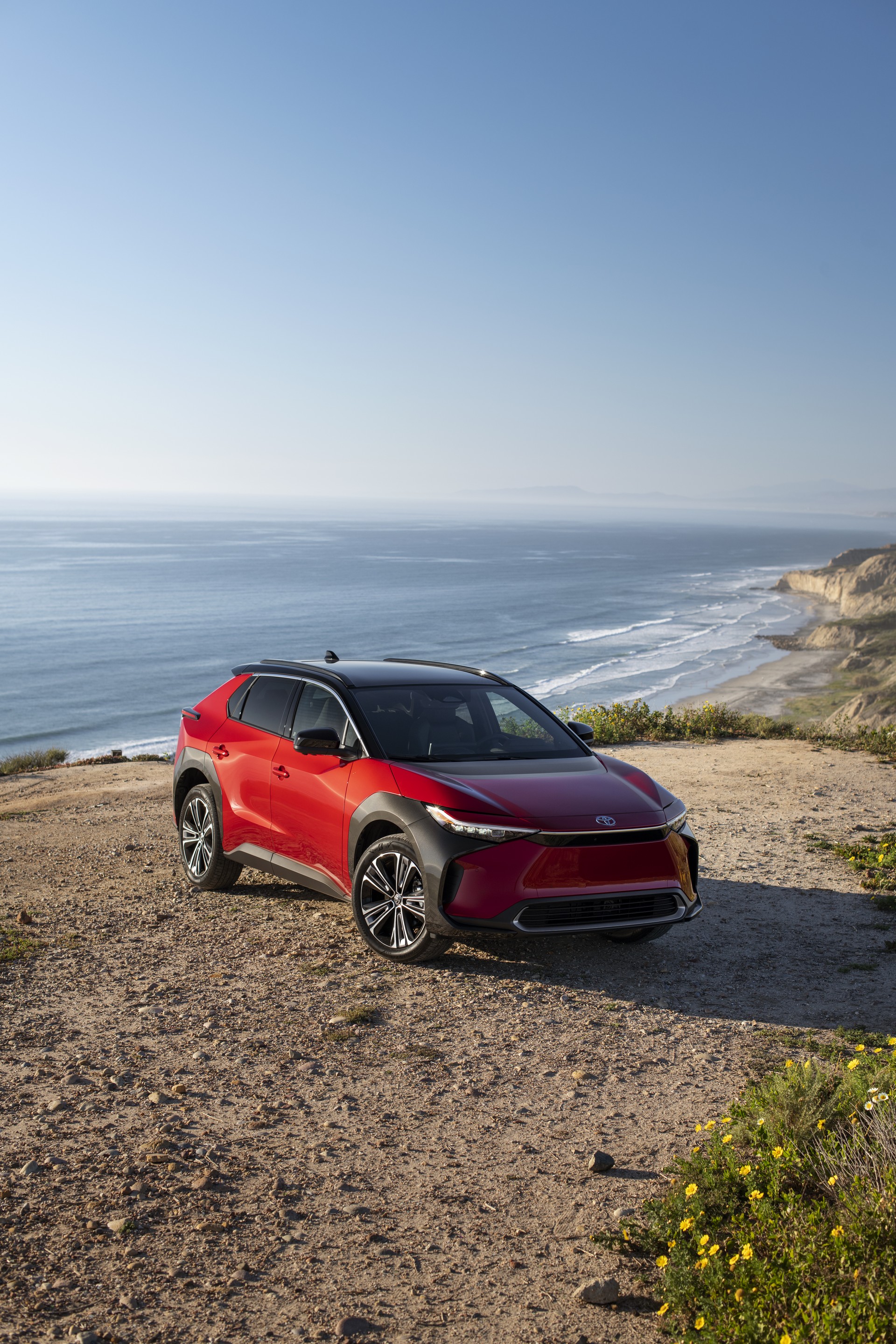 Download 2023 Toyota bZ4X Limited AWD - Front Three-Quarter HD Phone Wallpaper 1920x2880 #32