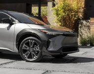 2023 Toyota bZ4X Limited AWD - Front Wallpaper 190x150