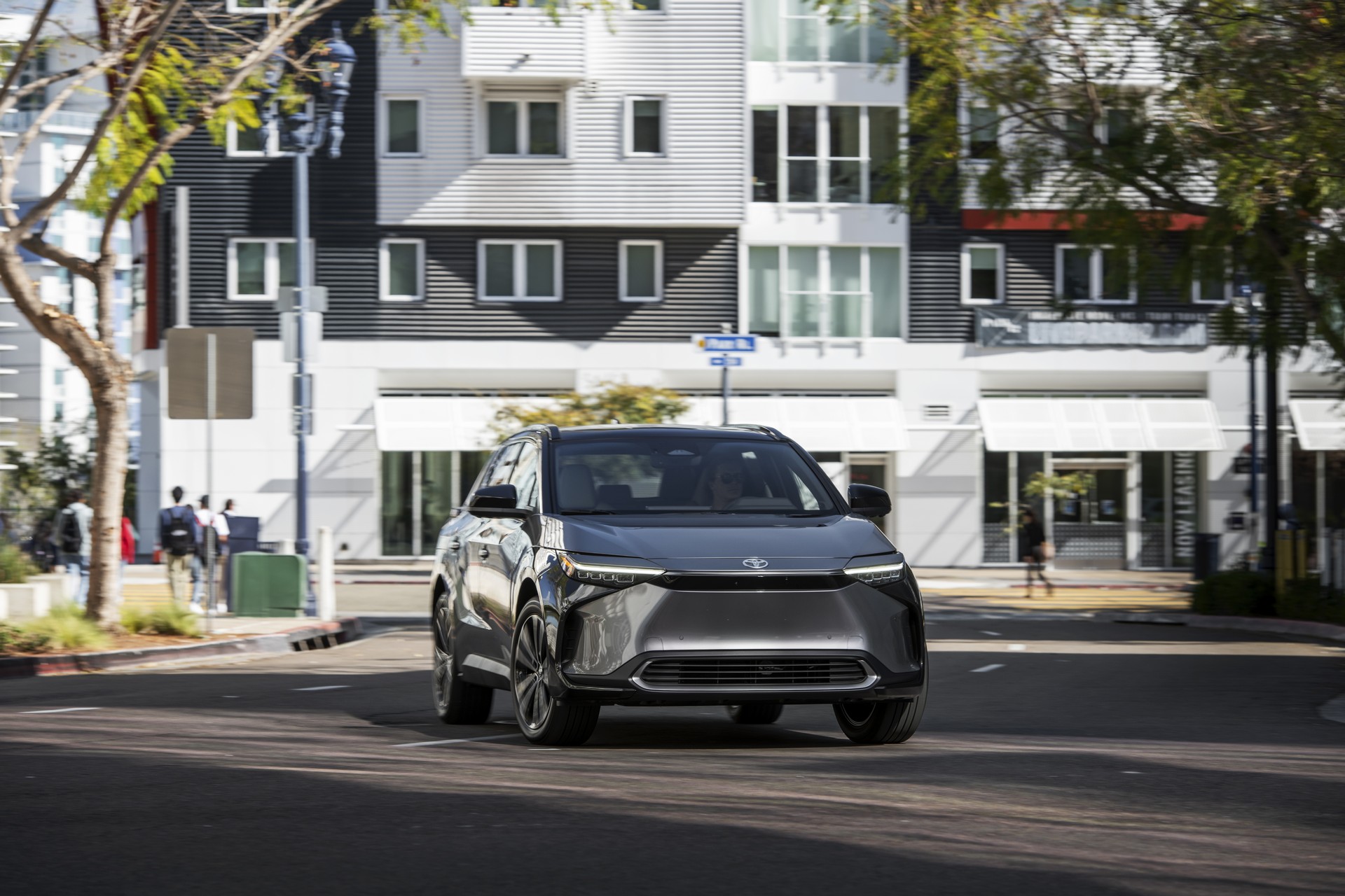 Download 2023 Toyota bZ4X Limited AWD - Front HD Wallpaper 1920x1280 #105