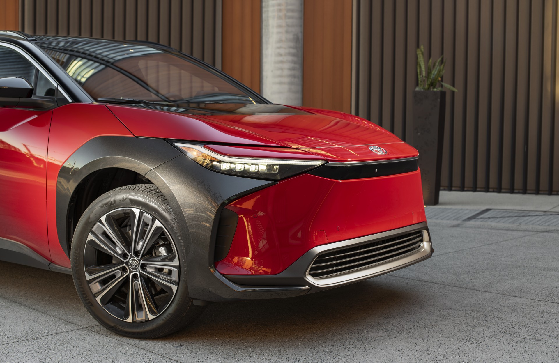 Download 2023 Toyota bZ4X Limited AWD - Front HD Wallpaper 1920x1247 #27