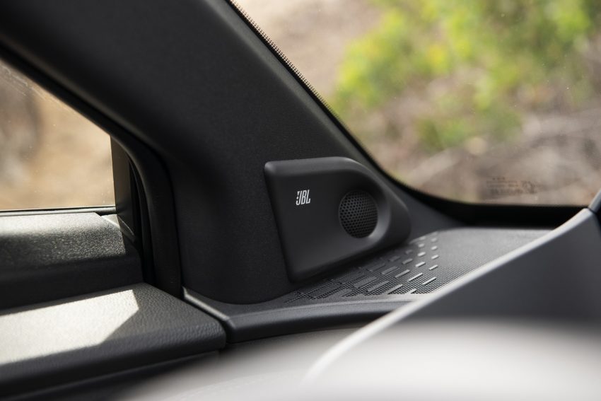 2023 Toyota bZ4X Limited AWD - Interior, Detail Wallpaper 850x567 #204