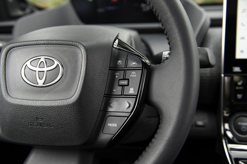 2023 Toyota bZ4X Limited AWD - Interior, Steering Wheel Wallpaper 850x567 #209