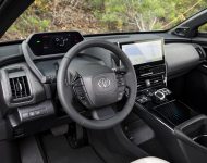 2023 Toyota bZ4X Limited AWD - Interior Wallpaper 190x150